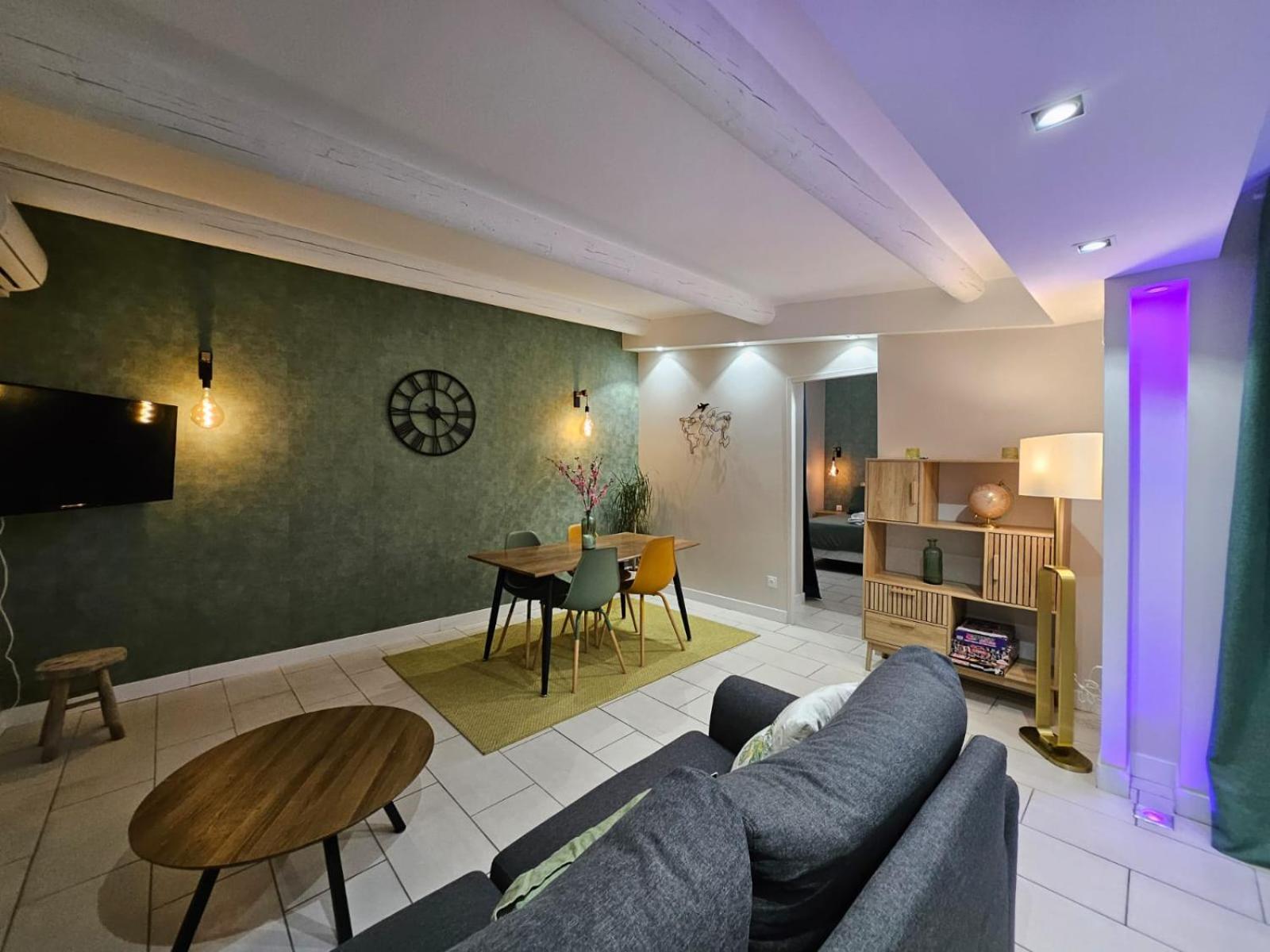Agreable Logement Avec Terrasse Saint-Victoret Eksteriør billede